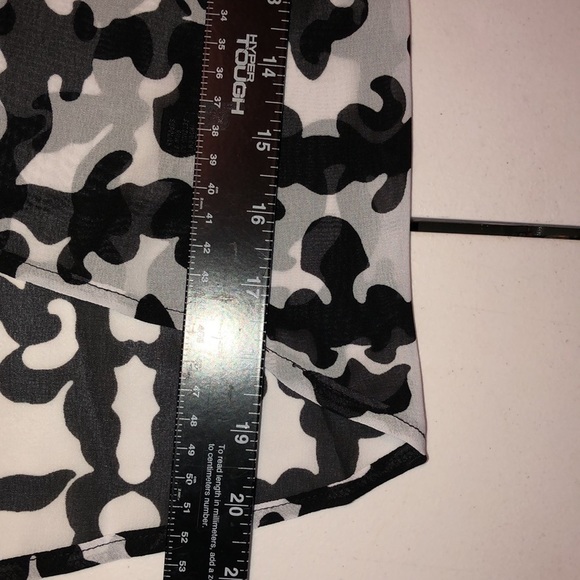 Nicole Miller large sleeveless high low semi sheer top black and aqua green - Picture 8 of 12